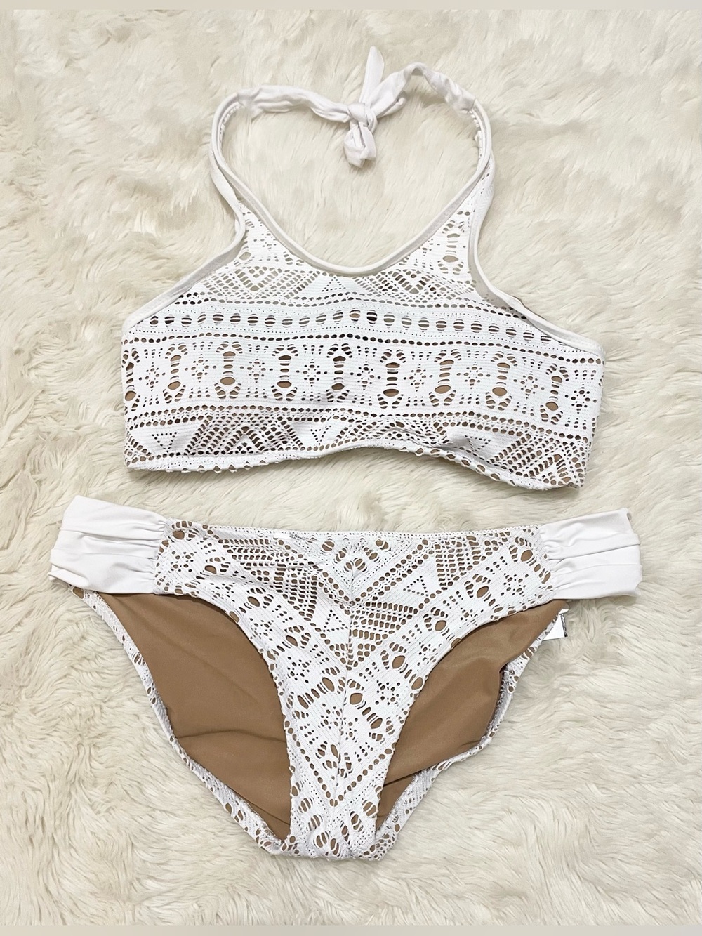 NEW Becca La Boheme Crochet Two-Piece Swimsuit (Top & Bottom), White, Medium